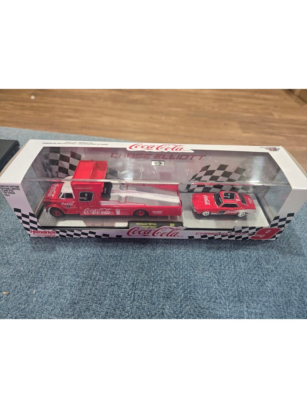 M2 Machines Chase Elliott #9 Coca-Cola C60 Truck & Camaro Set 1:64
